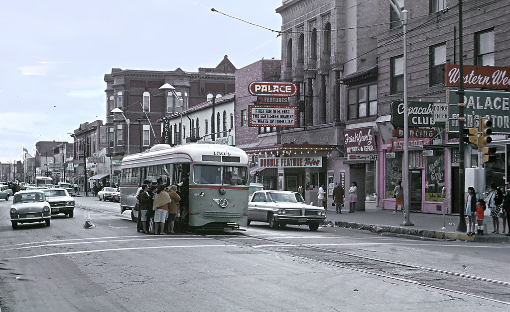 1950's El Paso Texas, streetcars in a windy street, historical photo 